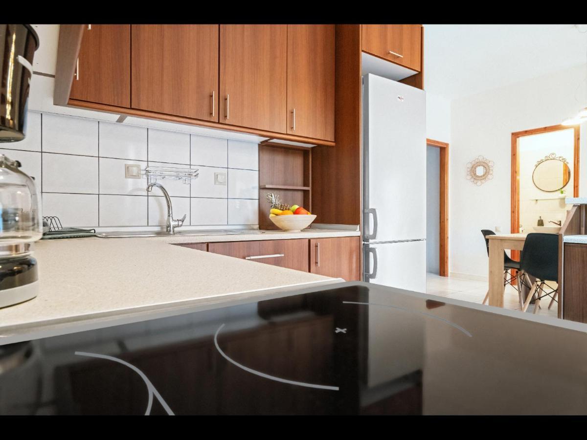 Omalia Apartment Prínos 外观 照片